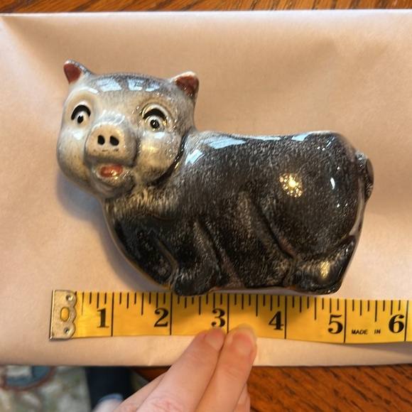 VTG pig planter gray white and pink plants - Picture 9 of 10